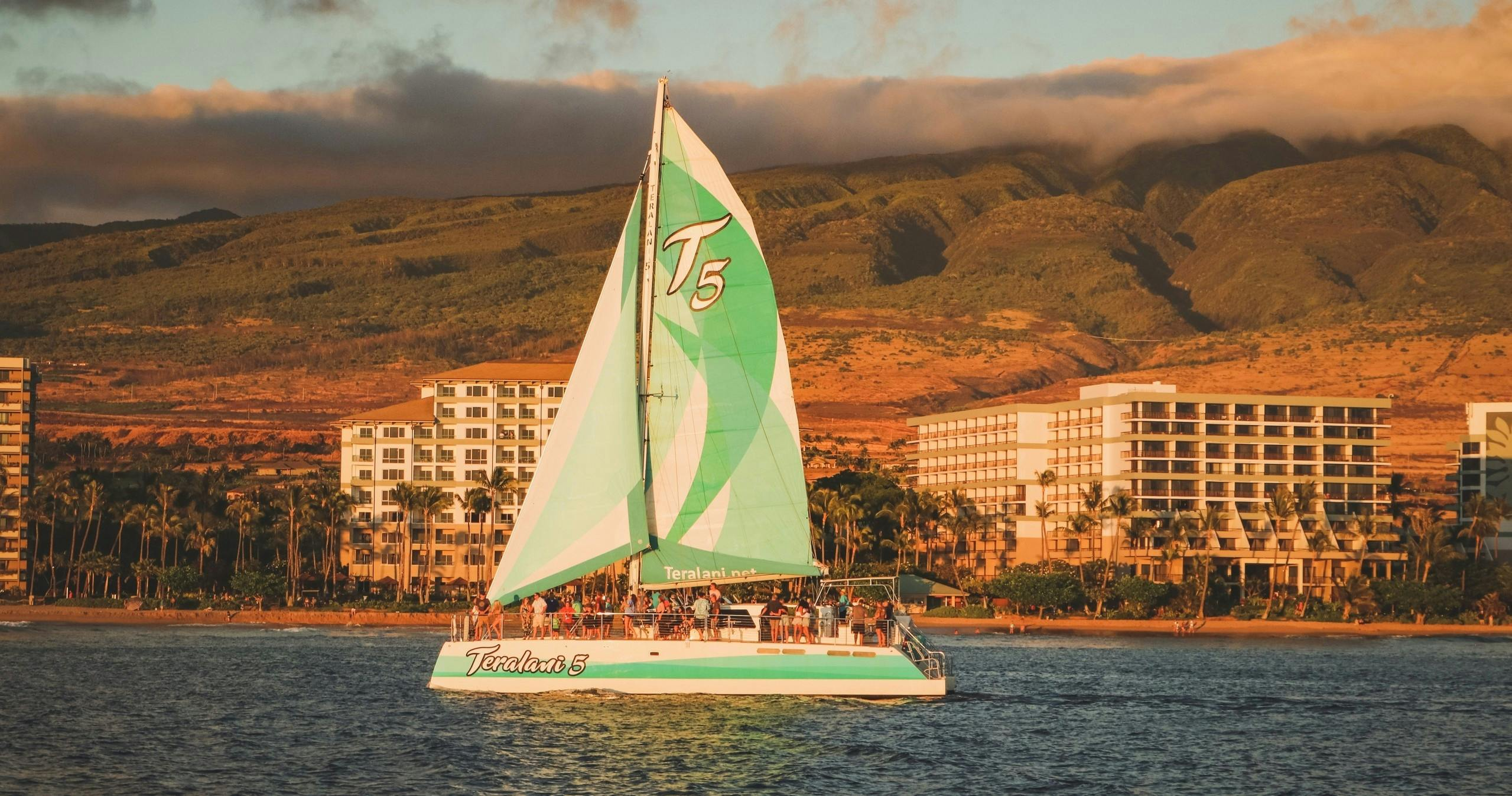 Ka'anapali: Sunset Dinner Sail - Photo 1 of 7